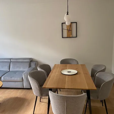 Przy Parku Szwedzkim Szczawno-Zdroj