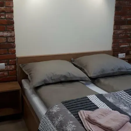 Przy Parku Szwedzkim Szczawno-Zdroj