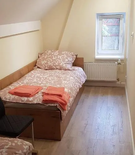 Apartment Przy Parku Szwedzkim Szczawno-Zdroj